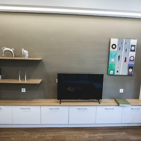 Gaspar Apartment - 4Th Floor - Renovated 2019 Афины Экстерьер фото