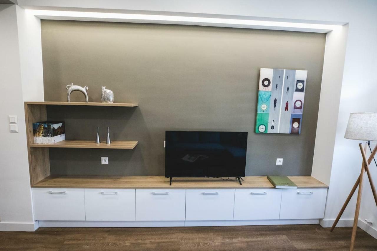 Gaspar Apartment - 4Th Floor - Renovated 2019 Афины Экстерьер фото